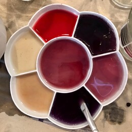 Naturfarbenworkshop mit Kindern