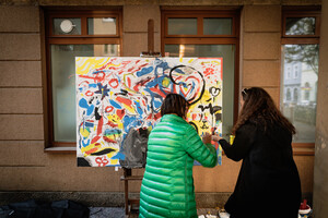 während des Malprozesses © A Downstairs Affair